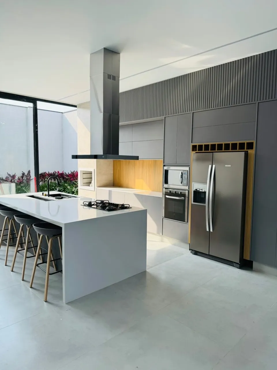 Casa com 3 dormit&oacute;rios,322 m&sup2; - condom&iacute;nio Alphaville Castello - It&uacute; - SP Rodovia Waldomiro Corrêa de Camargo Itu - 