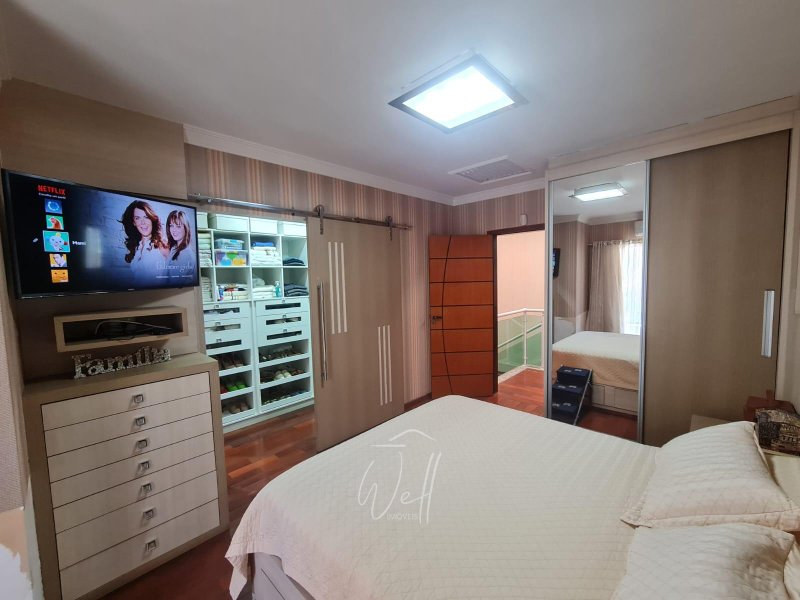 Sobrado na Vila Assunção em Santo André 298m2 - 03 suítes - 06 vagas - Santo André - 