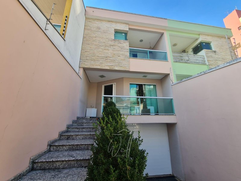 Sobrado na Vila Assunção em Santo André 298m2 - 03 suítes - 06 vagas - Santo André - 