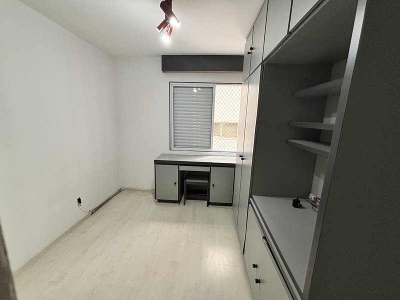 Apartamento 3 dormitórios no Paraíso Rua Abílio Soares São Paulo - 
