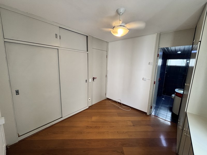 Apartamento 3 dormitórios no Paraíso Rua Abílio Soares São Paulo - 