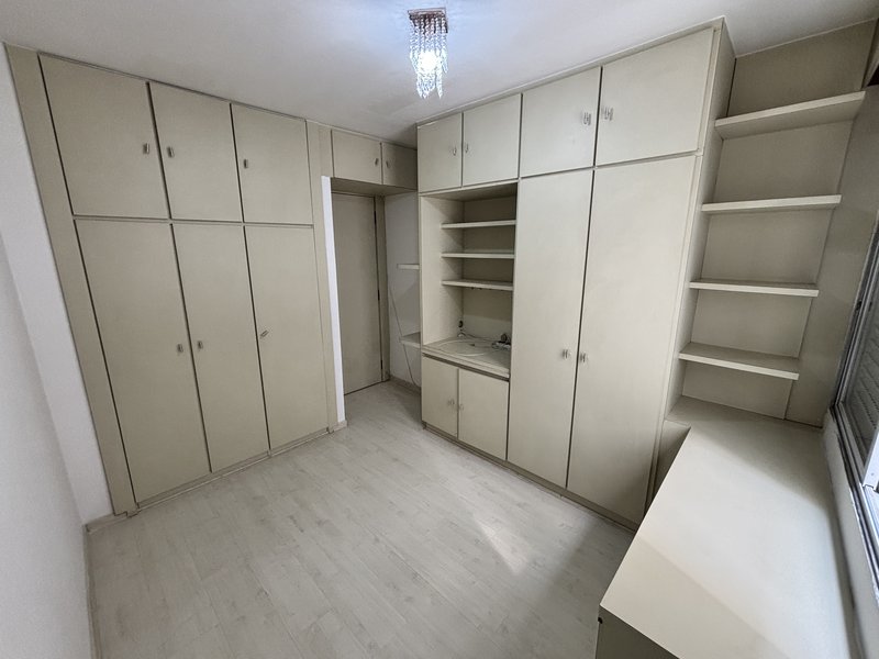 Apartamento 3 dormitórios no Paraíso Rua Abílio Soares São Paulo - 