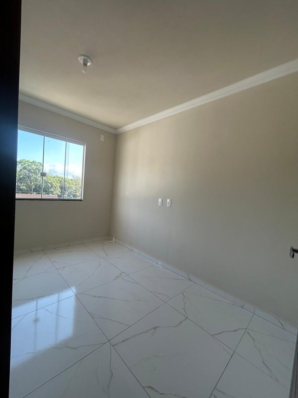 Sobrado Geminado com 2 suítes - Bairro Cedro Alto - Brusque - 