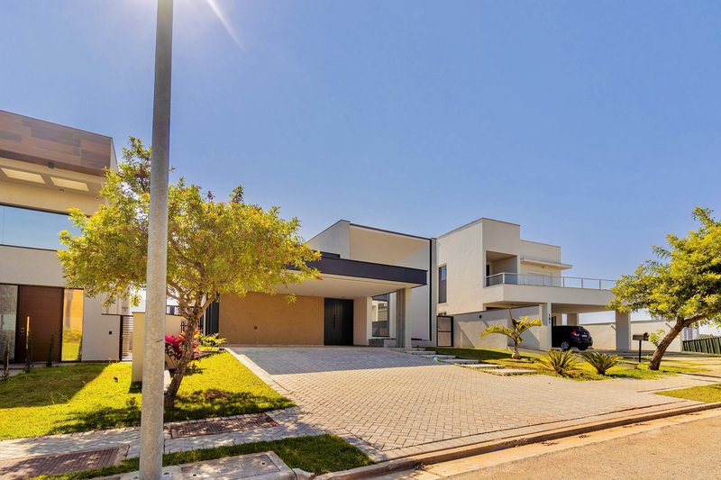 CASA TÉRREA EM ALPHAVILLE NOVA ESPLANADA NA MELHOR LOCALIZAÇÃO DO CONDOMÍNIO Alameda Grécia Sorocaba - 