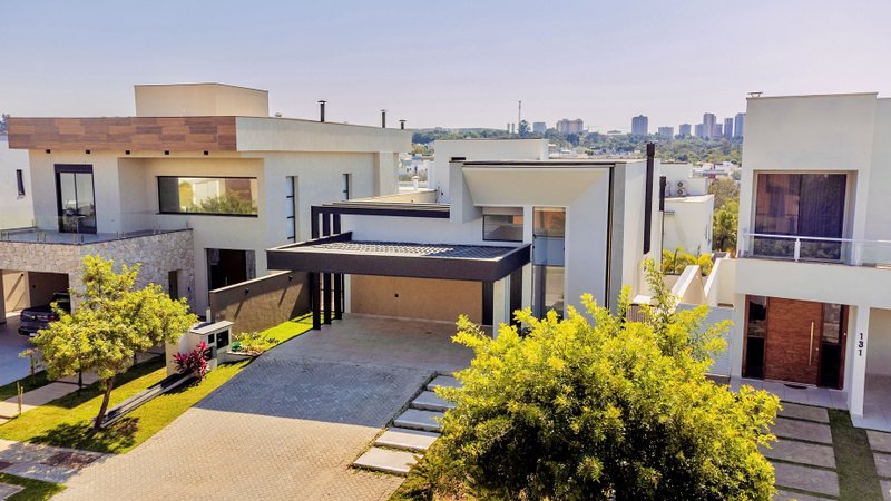 CASA TÉRREA EM ALPHAVILLE NOVA ESPLANADA NA MELHOR LOCALIZAÇÃO DO CONDOMÍNIO Alameda Grécia Sorocaba - 