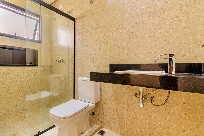 CASA TÉRREA EM ALPHAVILLE NOVA ESPLANADA NA MELHOR LOCALIZAÇÃO DO CONDOMÍNIO Alameda Grécia Sorocaba - 