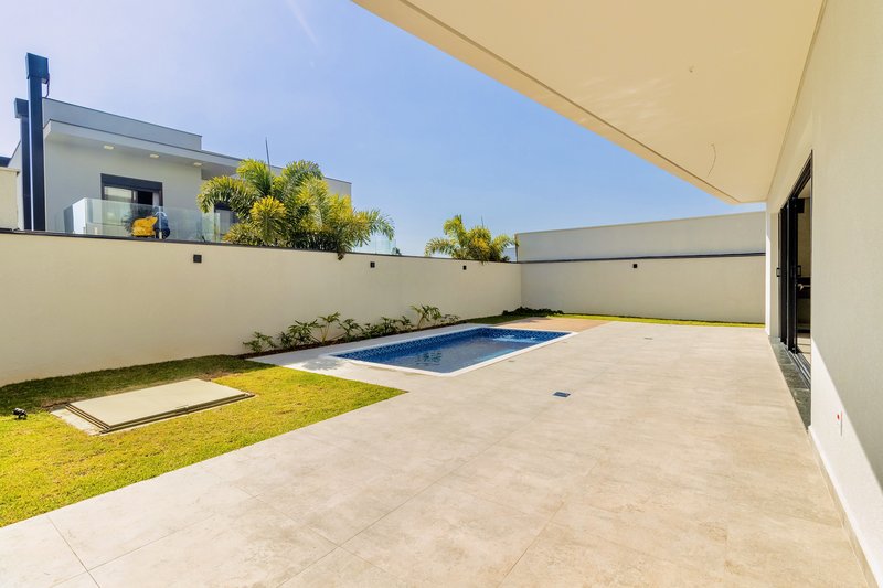CASA TÉRREA EM ALPHAVILLE NOVA ESPLANADA NA MELHOR LOCALIZAÇÃO DO CONDOMÍNIO Alameda Grécia Sorocaba - 