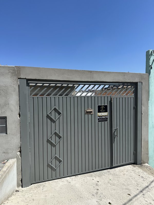 🏡 Casa em Construção à Venda – Espaçosa e Bem Localizada! RUA ADOLFO BLOCH Franco da Rocha - 
