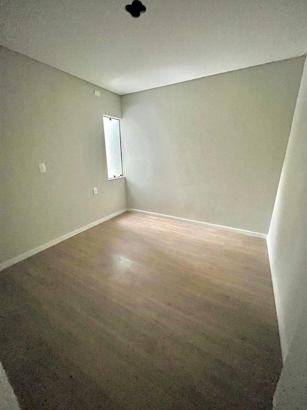CASA SOBRADO NO POÇO FUNDO Poço fundo Brusque - 