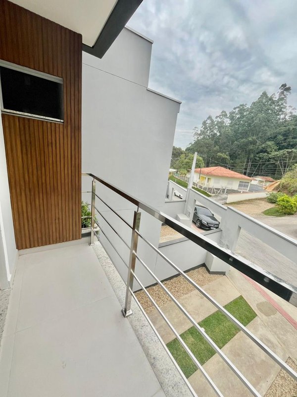 CASA SOBRADO NO POÇO FUNDO Poço fundo Brusque - 