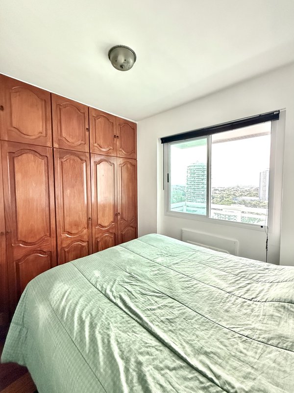 Apartamento com vista livre na Barra da Tijuca - Rio de Janeiro - 