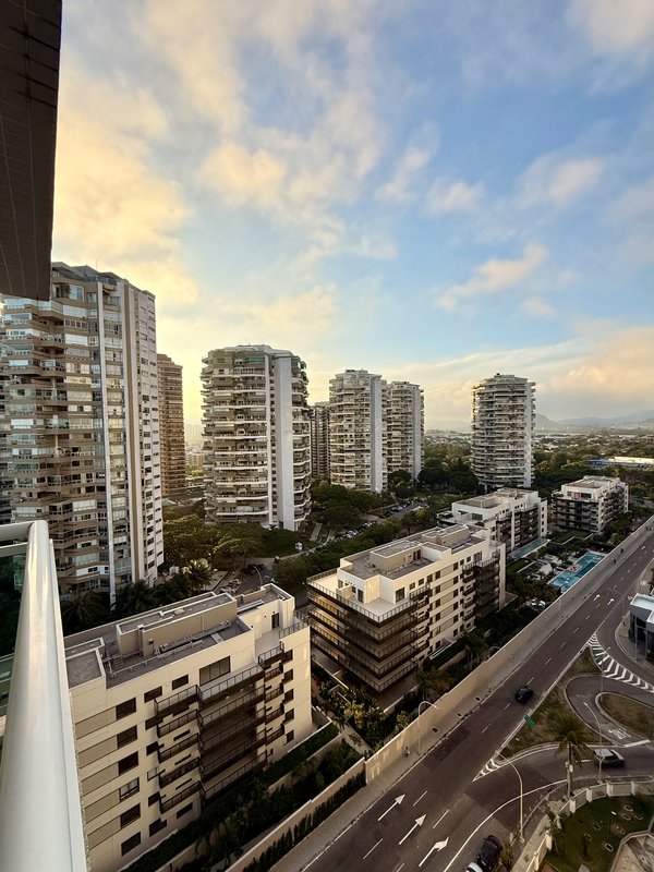 Apartamento com vista livre na Barra da Tijuca - Rio de Janeiro - 
