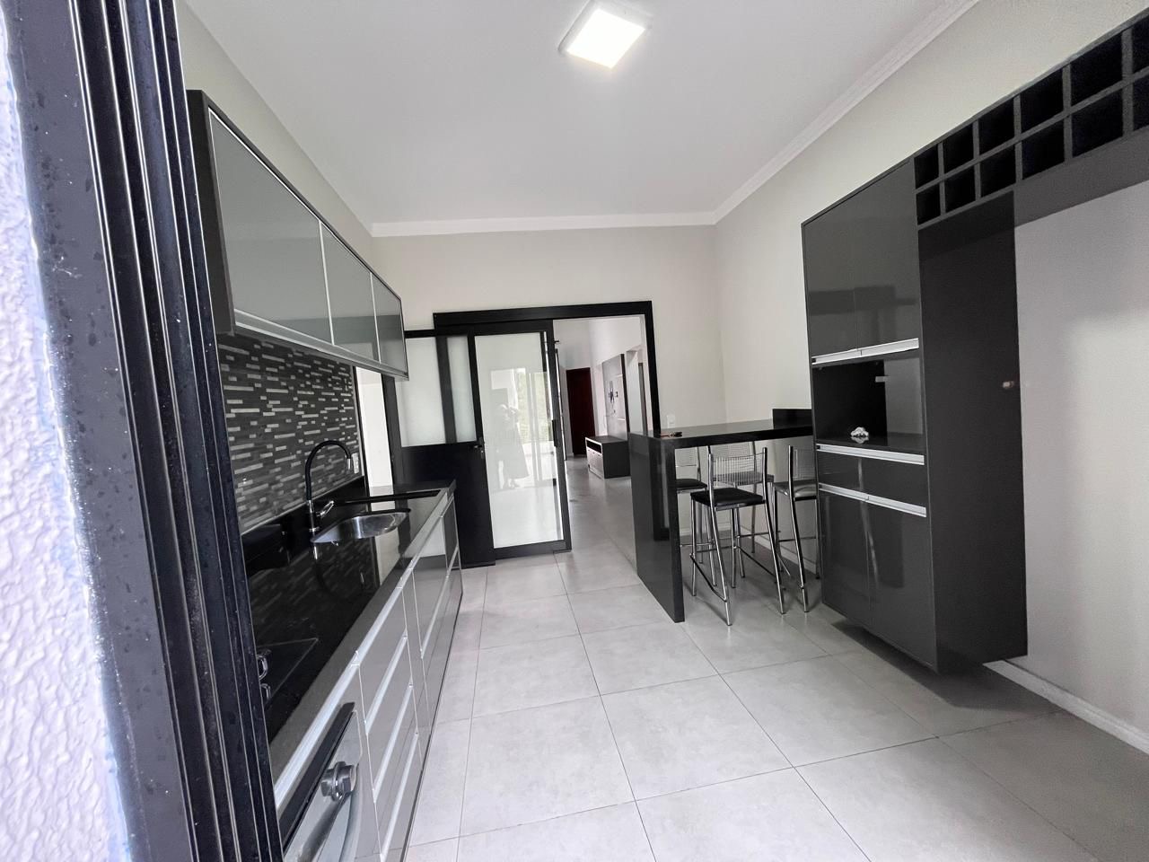 Casa com 3 dormit&oacute;rios &agrave; venda,174 m&sup2; - Condom&iacute;nio Villagio Di Capri - Votorantim - SP Rodovia João Leme dos Santos Votorantim - 