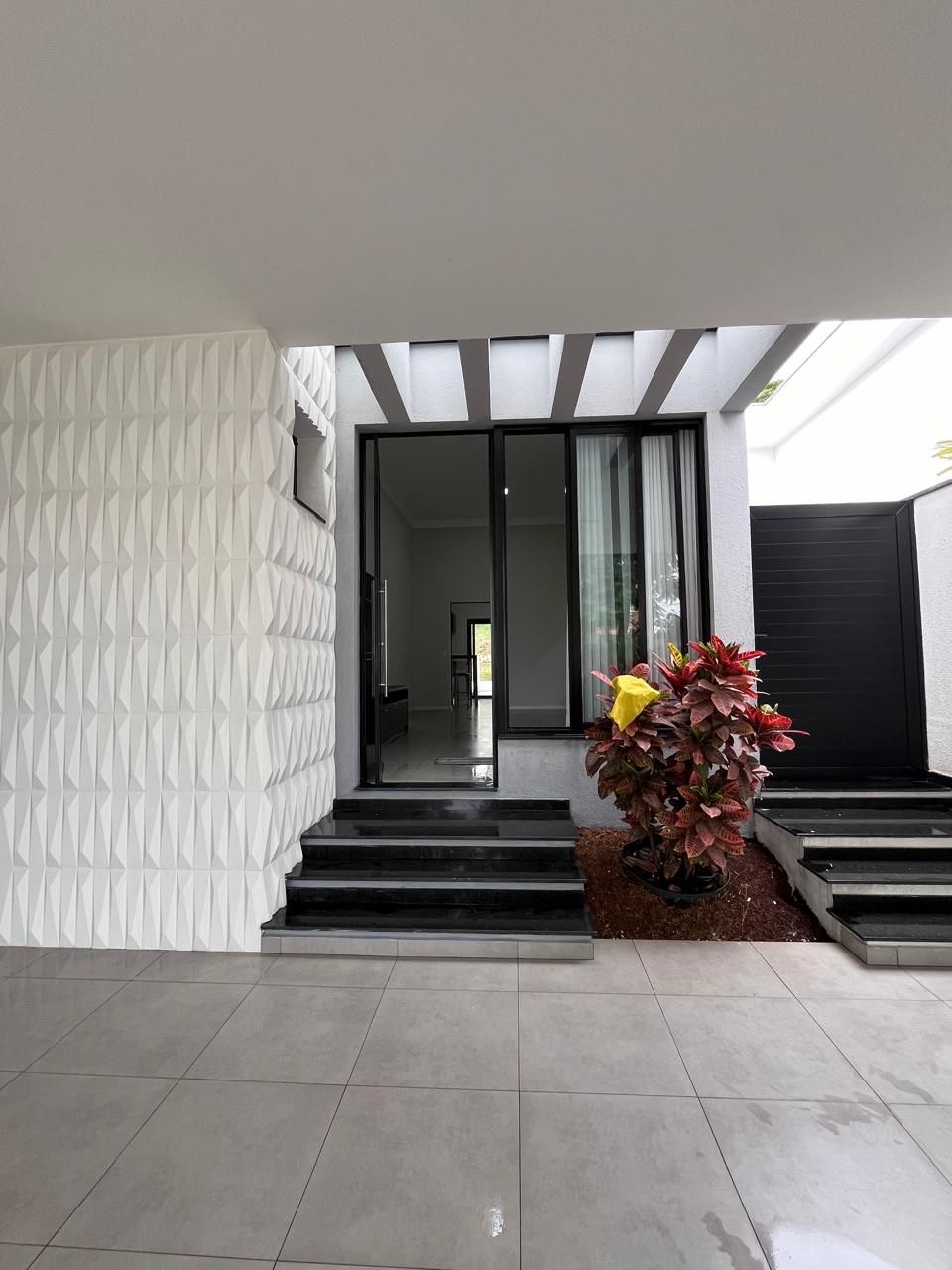 Casa com 3 dormit&oacute;rios &agrave; venda,174 m&sup2; - Condom&iacute;nio Villagio Di Capri - Votorantim - SP Rodovia João Leme dos Santos Votorantim - 