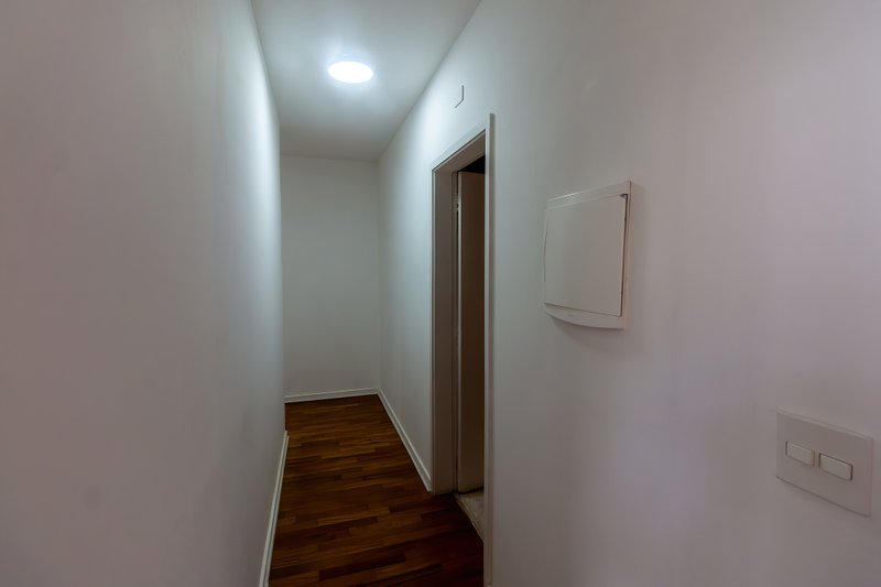 ALUGA-SE LINDO APT 160M2 ITAIM MARAVILHOSO!!! Rua Pedroso Alvarenga São Paulo - 