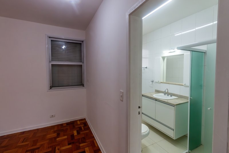 ALUGA-SE LINDO APT 160M2 ITAIM MARAVILHOSO!!! Rua Pedroso Alvarenga São Paulo - 