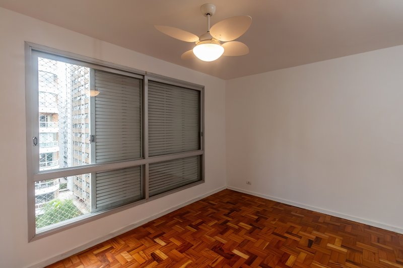 ALUGA-SE LINDO APT 160M2 ITAIM MARAVILHOSO!!! Rua Pedroso Alvarenga São Paulo - 