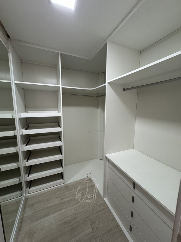 Apartamento no Bairro Jardim Santo André 165m2 - 03 dorms - 04 vagas - Santo André - 