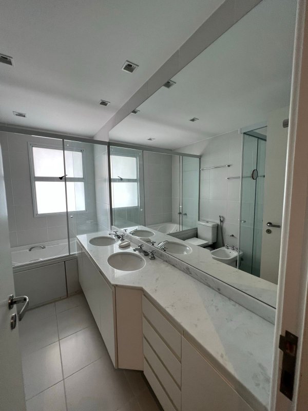 Lindo apartamento para venda coração de Alphaville Praça Oiapoque Barueri - 