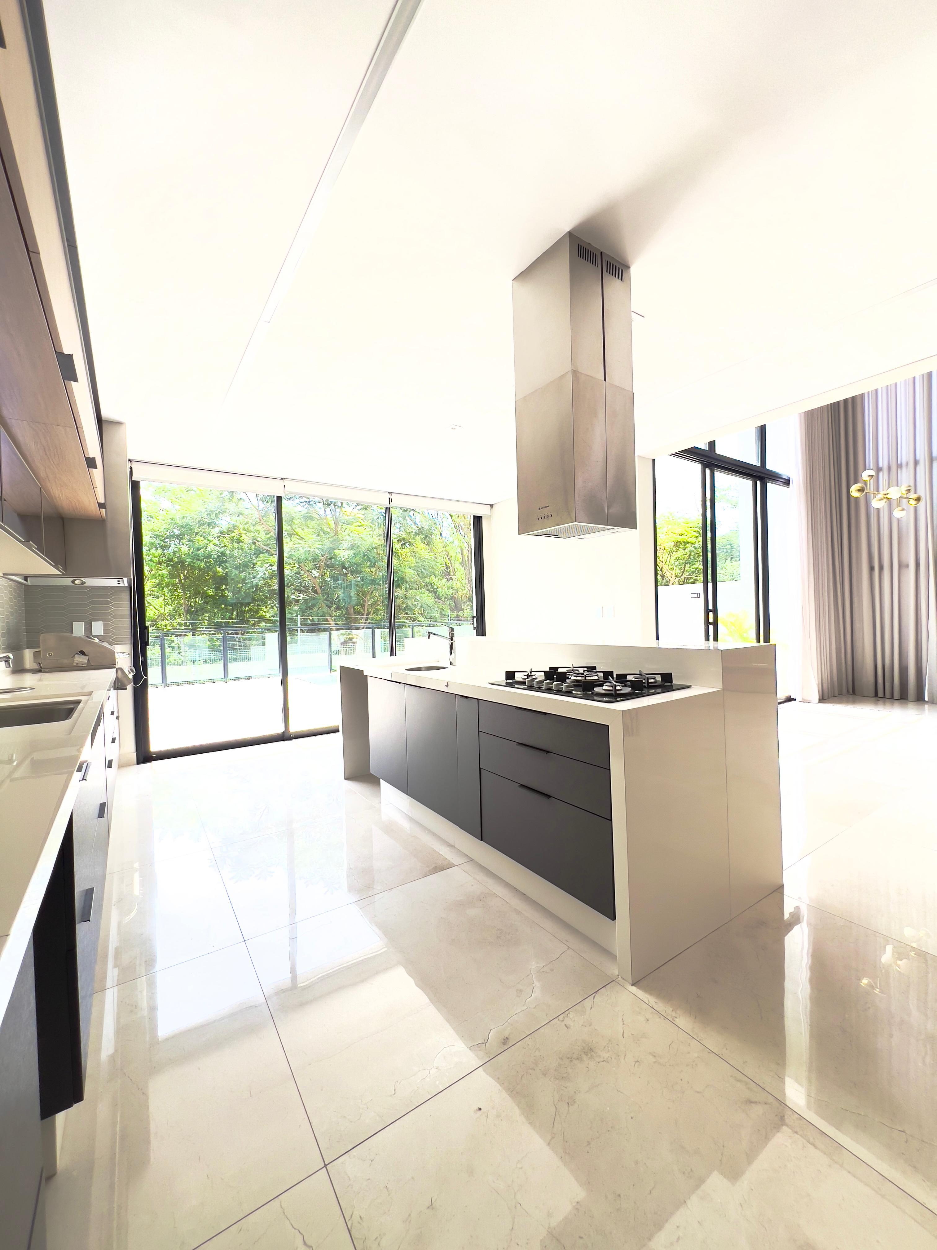 Casa com 3 dormit&oacute;rios &agrave; venda, 290 m&sup2; - Alphaville Nova Esplanada IV - Votorantim - SP Alameda Nova Zelândia Votorantim - 