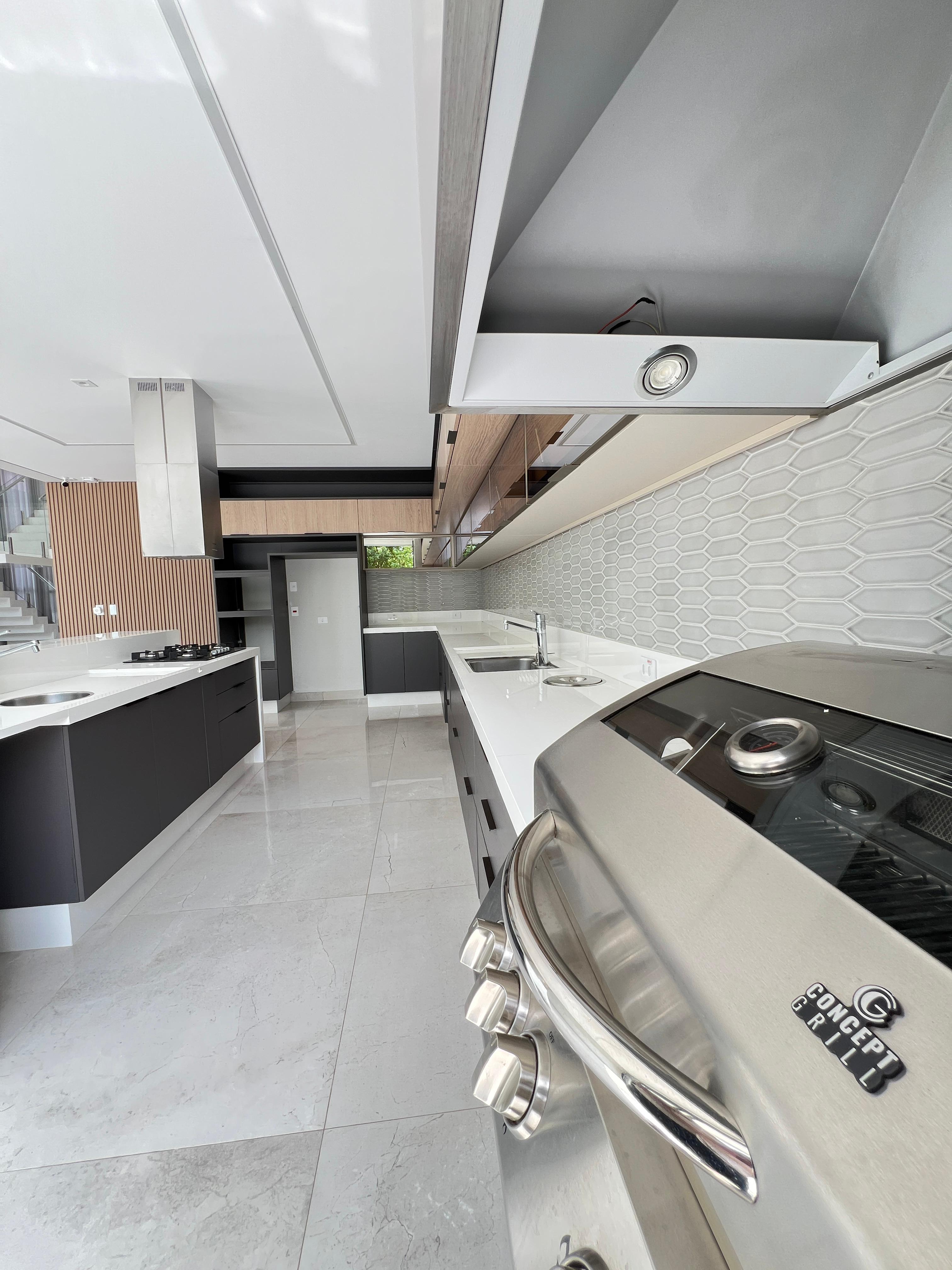 Casa com 3 dormit&oacute;rios &agrave; venda, 290 m&sup2; - Alphaville Nova Esplanada IV - Votorantim - SP Alameda Nova Zelândia Votorantim - 