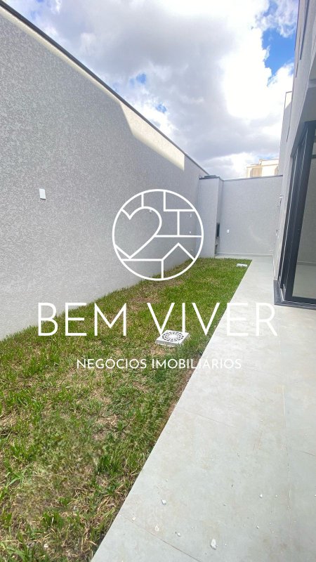 Casa alto padrão 185m2, 3 suítes, 6 vagas, quintal 85m, terraço, Jardim Américas Rua Joaquim Augusto Andrade Curitiba - 