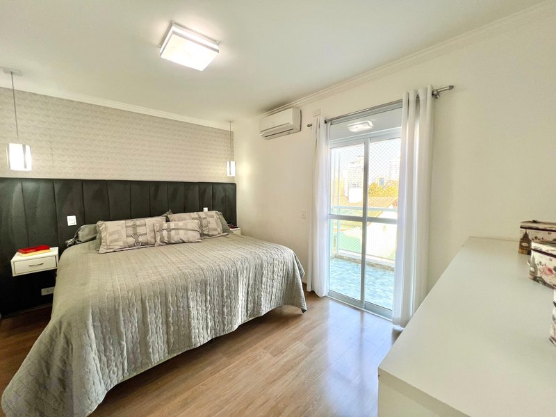 Excelente casa para sua família em Alphaville SP Alameda Sarapuí Santana de Parnaíba - 