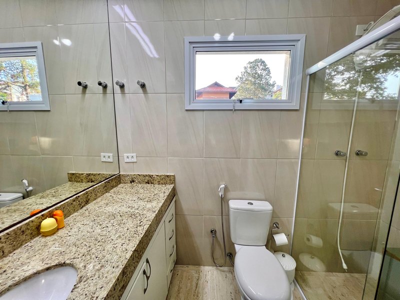 Excelente casa para sua família em Alphaville SP Alameda Sarapuí Santana de Parnaíba - 