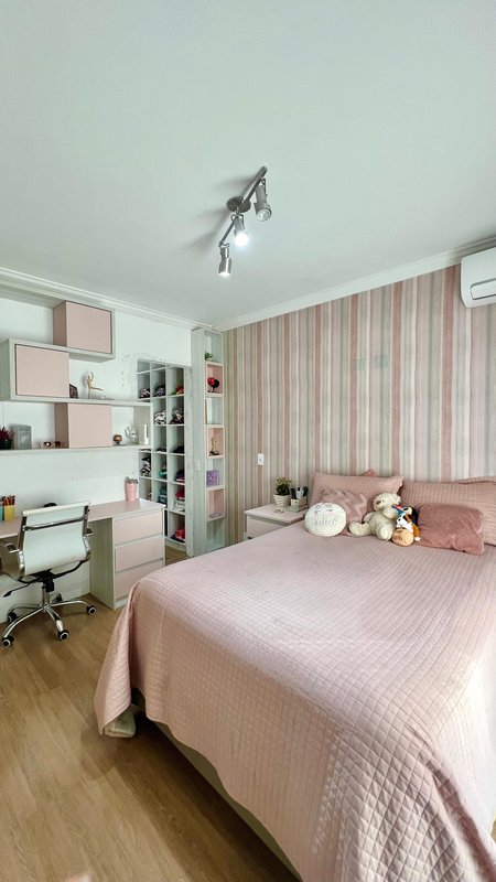 Excelente casa para sua família em Alphaville SP Alameda Sarapuí Santana de Parnaíba - 