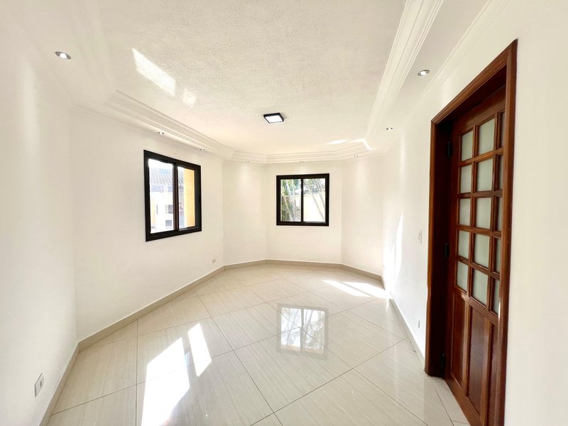 Melville - Casa Sensacional com Excelente localização Rua Ipê Santana de Parnaíba - 