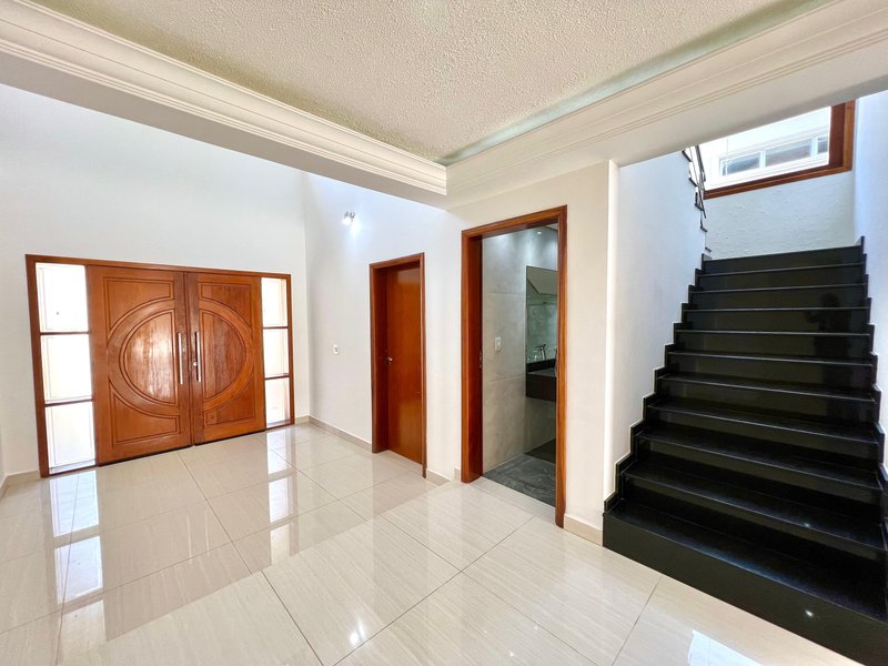 Melville - Casa Sensacional com Excelente localização Rua Ipê Santana de Parnaíba - 