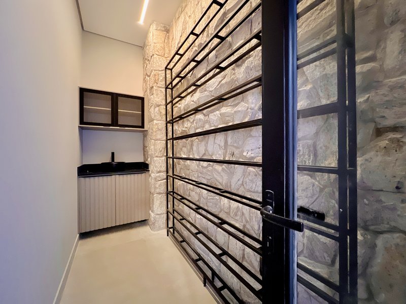 CASA TÉRREA COM MEZANINO E ELEVADOR EM ALPHAVILLE NOVA ESPLANADA 4 Alameda Grécia Votorantim - 