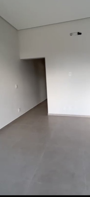 CASA COM 1 SUÍTE MAIS 2 DORMITÓRIOS NO LAGEADO - Guabiruba - 