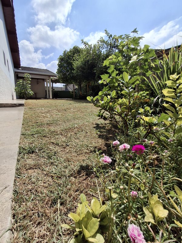 Linda Casa Térrea a Venda, ótima localização em Santana de Parnaiba - Santana de Parnaíba - 