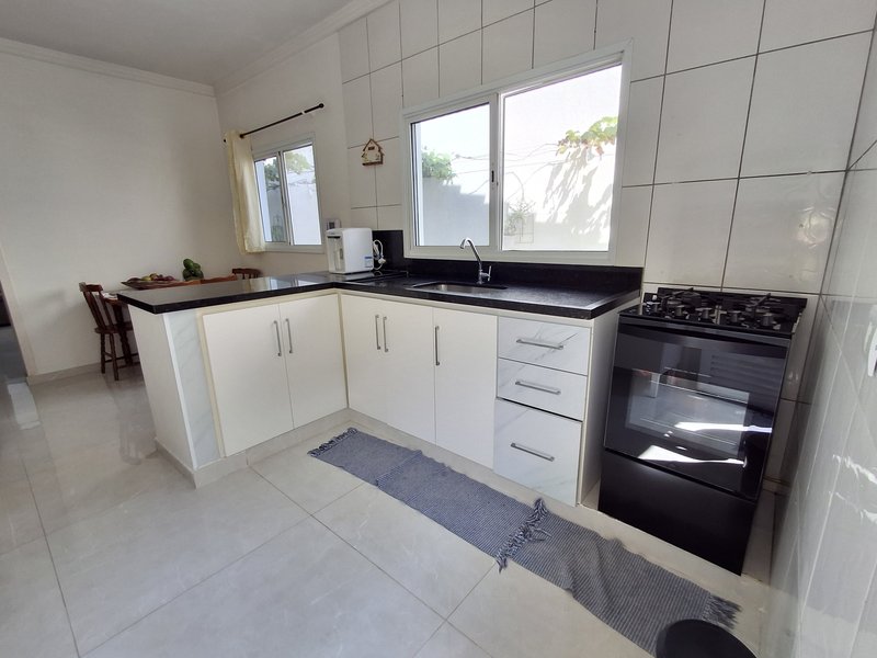 Linda Casa Térrea a Venda, ótima localização em Santana de Parnaiba - Santana de Parnaíba - 
