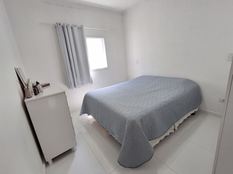 Linda Casa Térrea a Venda, ótima localização em Santana de Parnaiba - Santana de Parnaíba - 