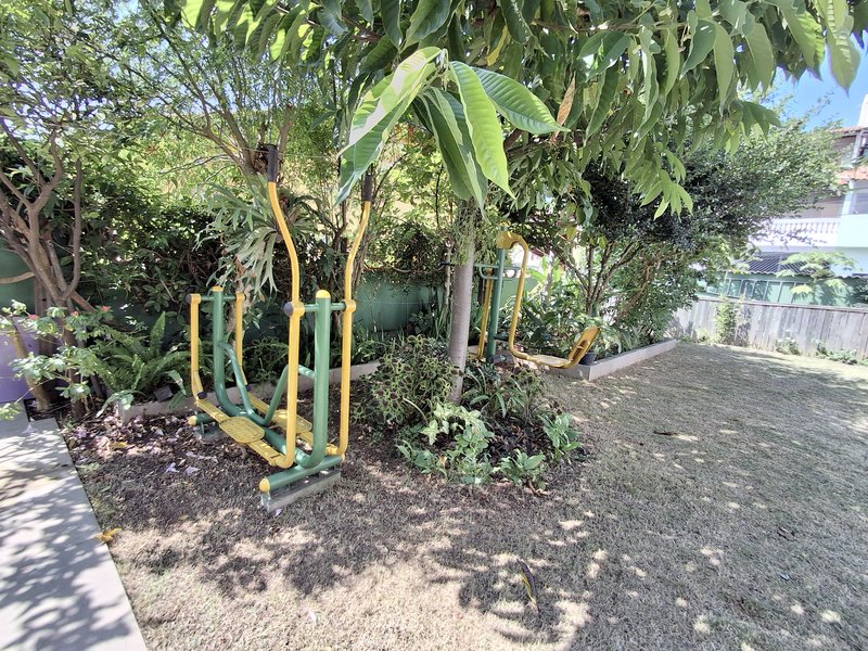Linda Casa Térrea a Venda, ótima localização em Santana de Parnaiba - Santana de Parnaíba - 