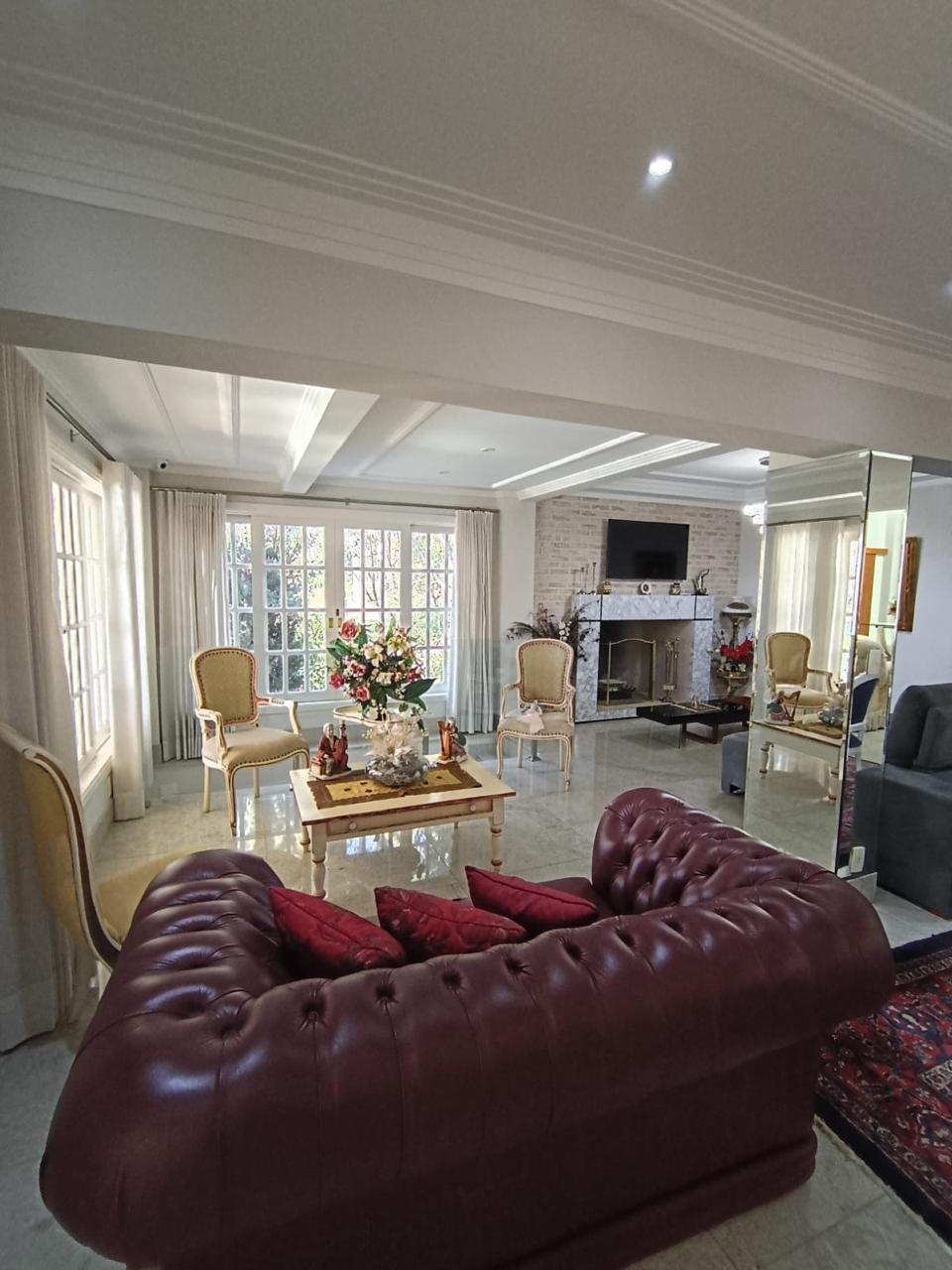 Casa com 5 dormit&oacute;rios &agrave; venda,1400 m&sup2; -Condom&iacute;nio Lago Azul Golfe Clube - Ara&ccedil;oiaba - SP Rodovia Raposo Tavares  Araçoiaba da Serra - 