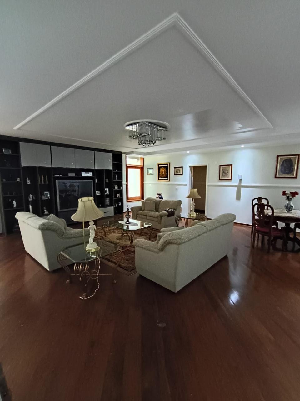 Casa com 5 dormit&oacute;rios &agrave; venda,1400 m&sup2; -Condom&iacute;nio Lago Azul Golfe Clube - Ara&ccedil;oiaba - SP Rodovia Raposo Tavares  Araçoiaba da Serra - 