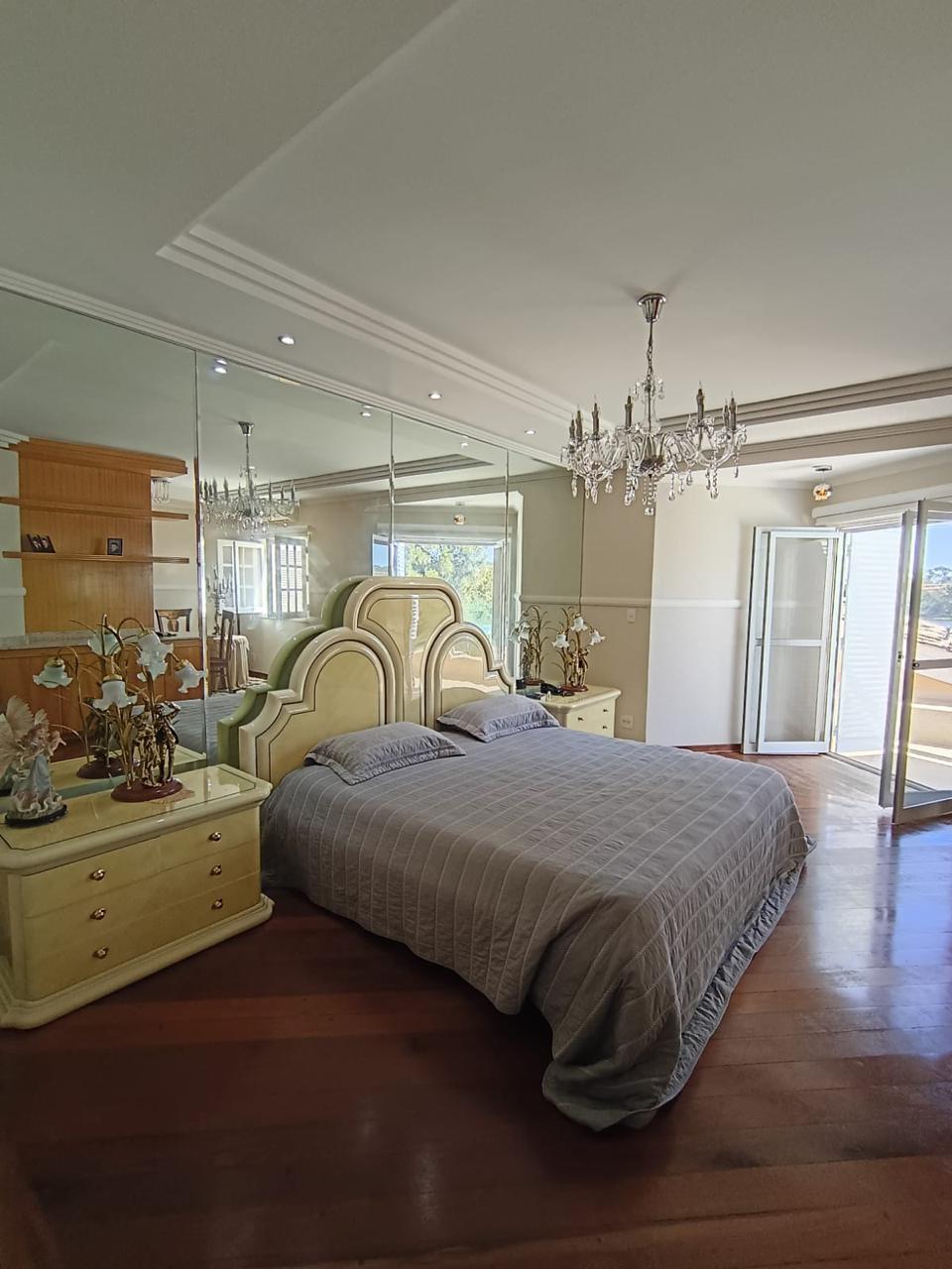 Casa com 5 dormit&oacute;rios &agrave; venda,1400 m&sup2; -Condom&iacute;nio Lago Azul Golfe Clube - Ara&ccedil;oiaba - SP Rodovia Raposo Tavares  Araçoiaba da Serra - 