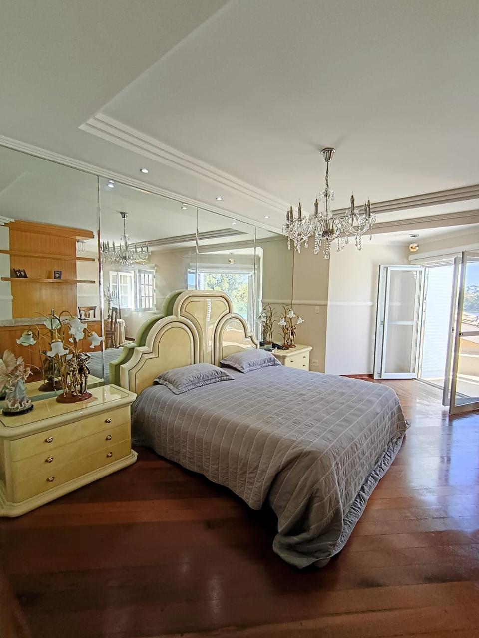 Casa com 5 dormit&oacute;rios &agrave; venda,1400 m&sup2; -Condom&iacute;nio Lago Azul Golfe Clube - Ara&ccedil;oiaba - SP Rodovia Raposo Tavares  Araçoiaba da Serra - 