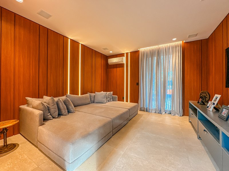 UMA CASA COM DESIGN - Itu - 