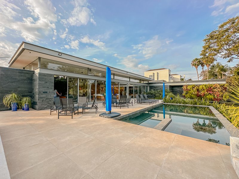 UMA CASA COM DESIGN - Itu - 