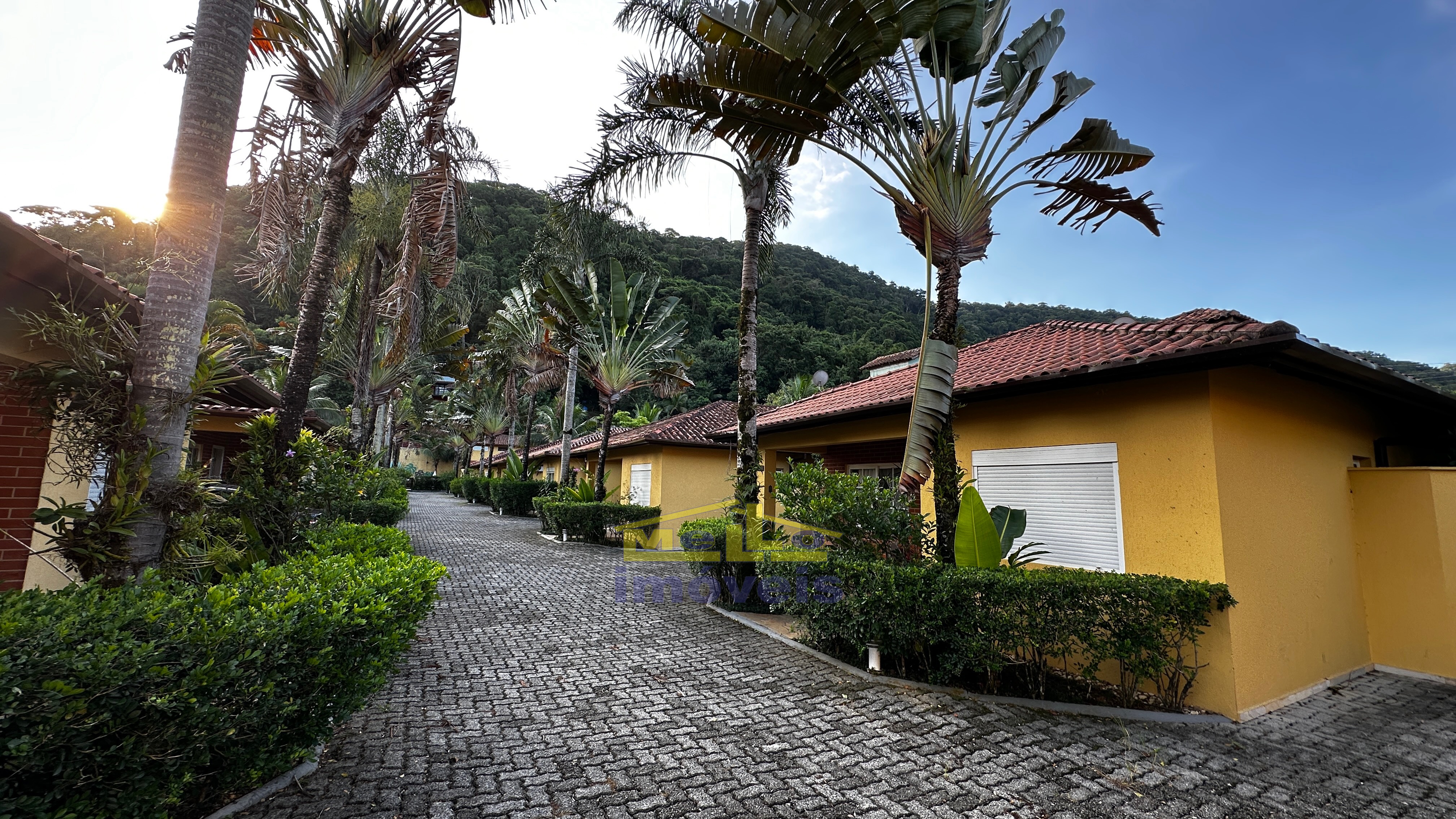 Exclusividade casa em condom&iacute;nio central com escritura definitiva RUA BENJAMIN MANOEL DOS SANTOS São Sebastião - 