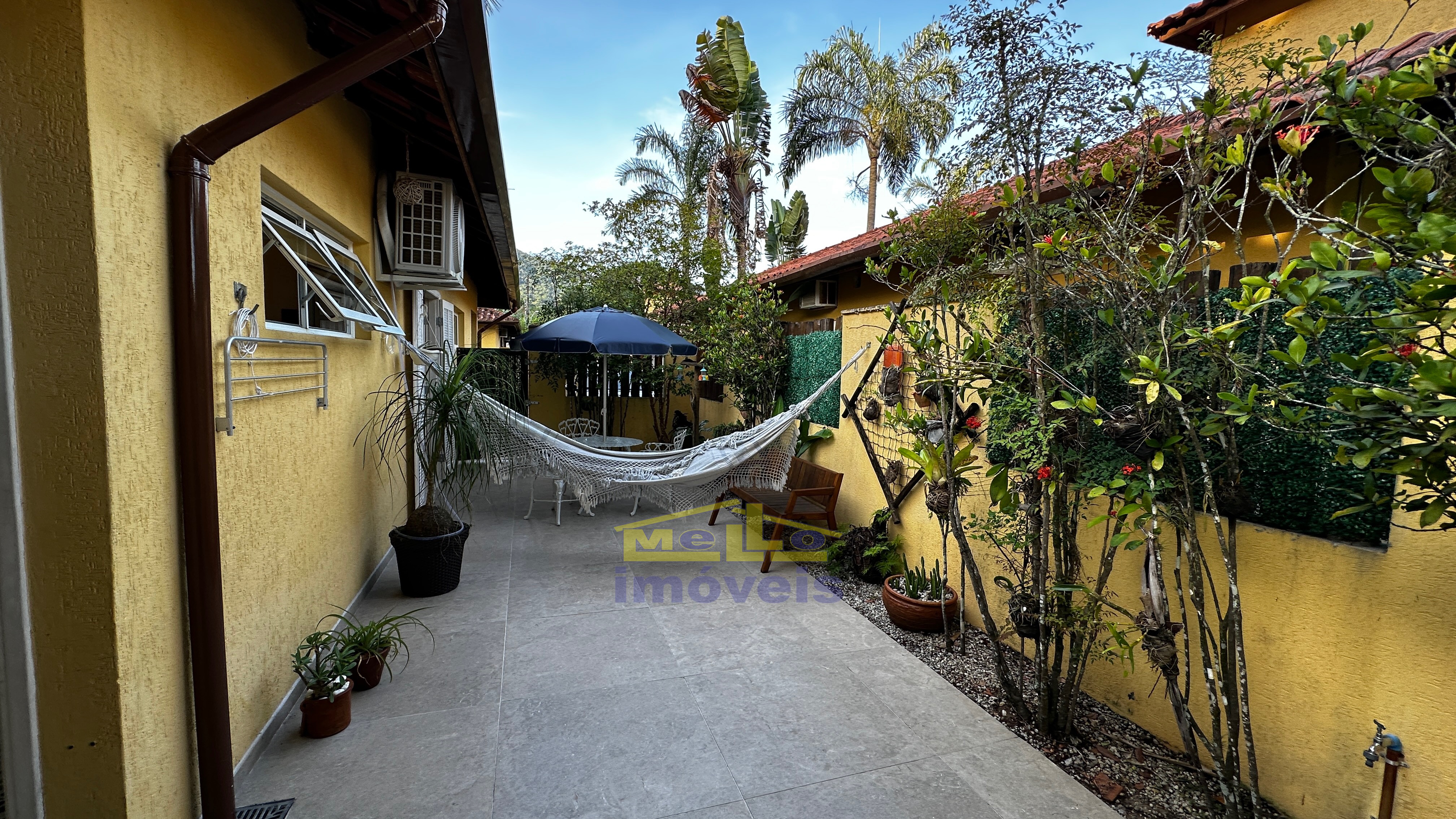 Exclusividade casa em condom&iacute;nio central com escritura definitiva RUA BENJAMIN MANOEL DOS SANTOS São Sebastião - 