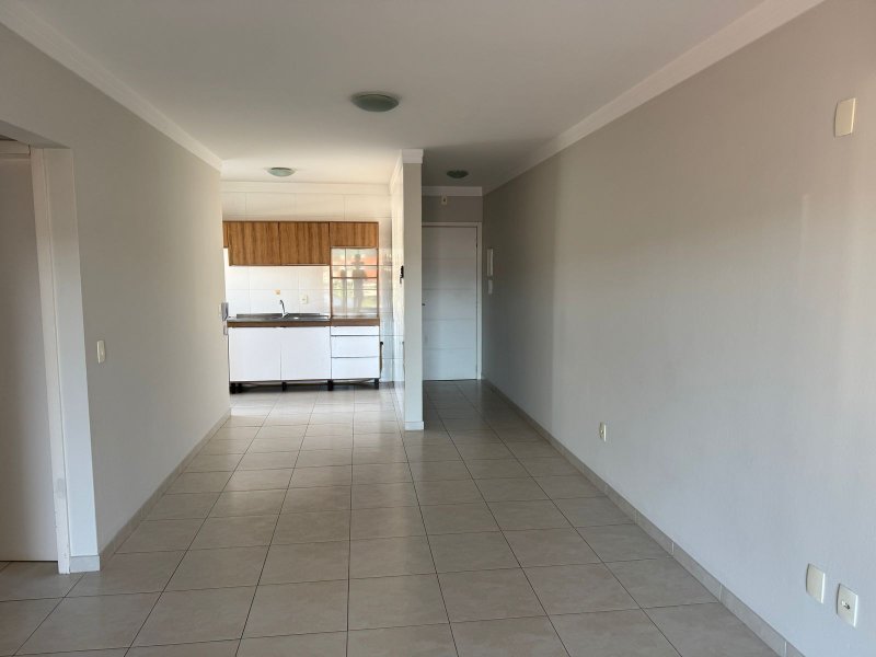 Apartamento de Fundos 2° andar - Timbó - 