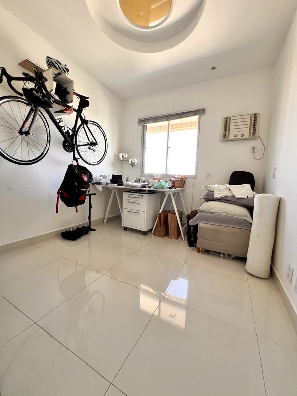 Belíssima Cobertura Triplex para locação na Barra da Tijuca - Rio de Janeiro - 