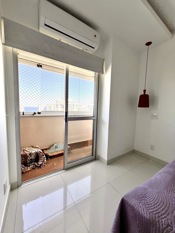 Belíssima Cobertura Triplex para locação na Barra da Tijuca - Rio de Janeiro - 