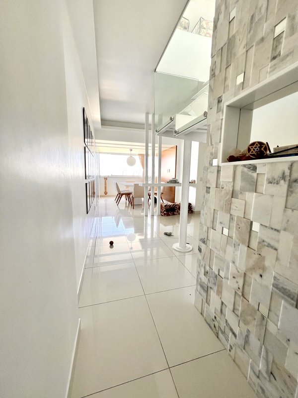 Belíssima Cobertura Triplex para locação na Barra da Tijuca - Rio de Janeiro - 