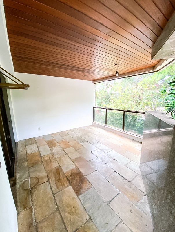 Apartamento de 2 quartos no Jardim Oceânico  Rio de Janeiro - 